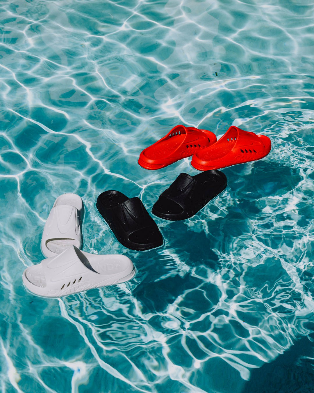 Sprayground SHARK SLIDE (RED)