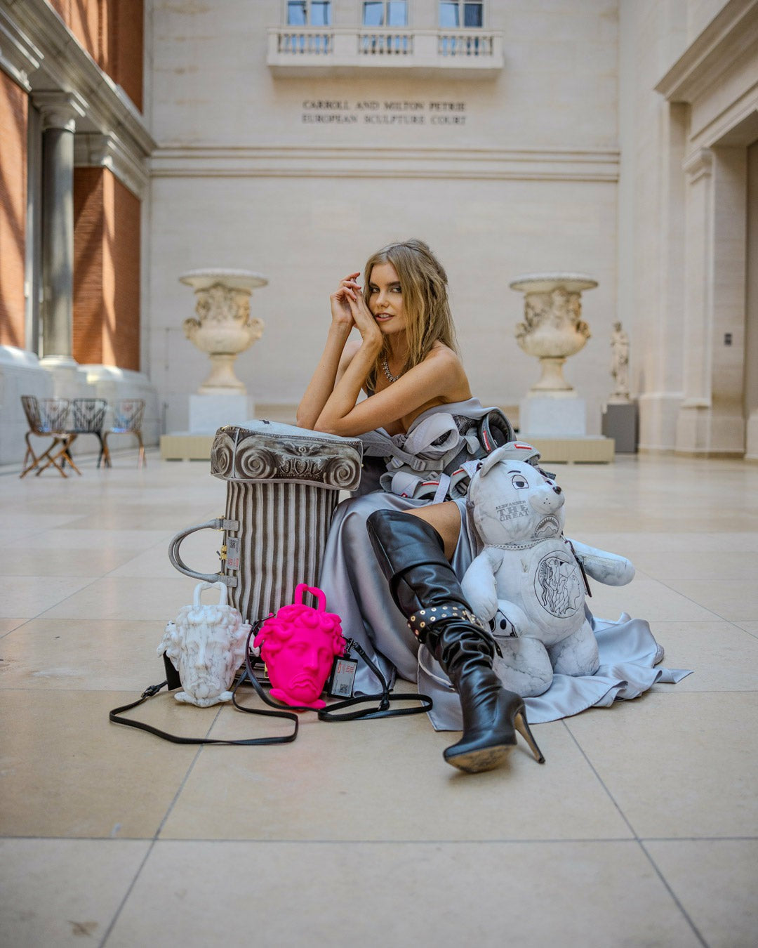 Sprayground THE MET CANOVA MEDUSA HANDBAG (PINK)