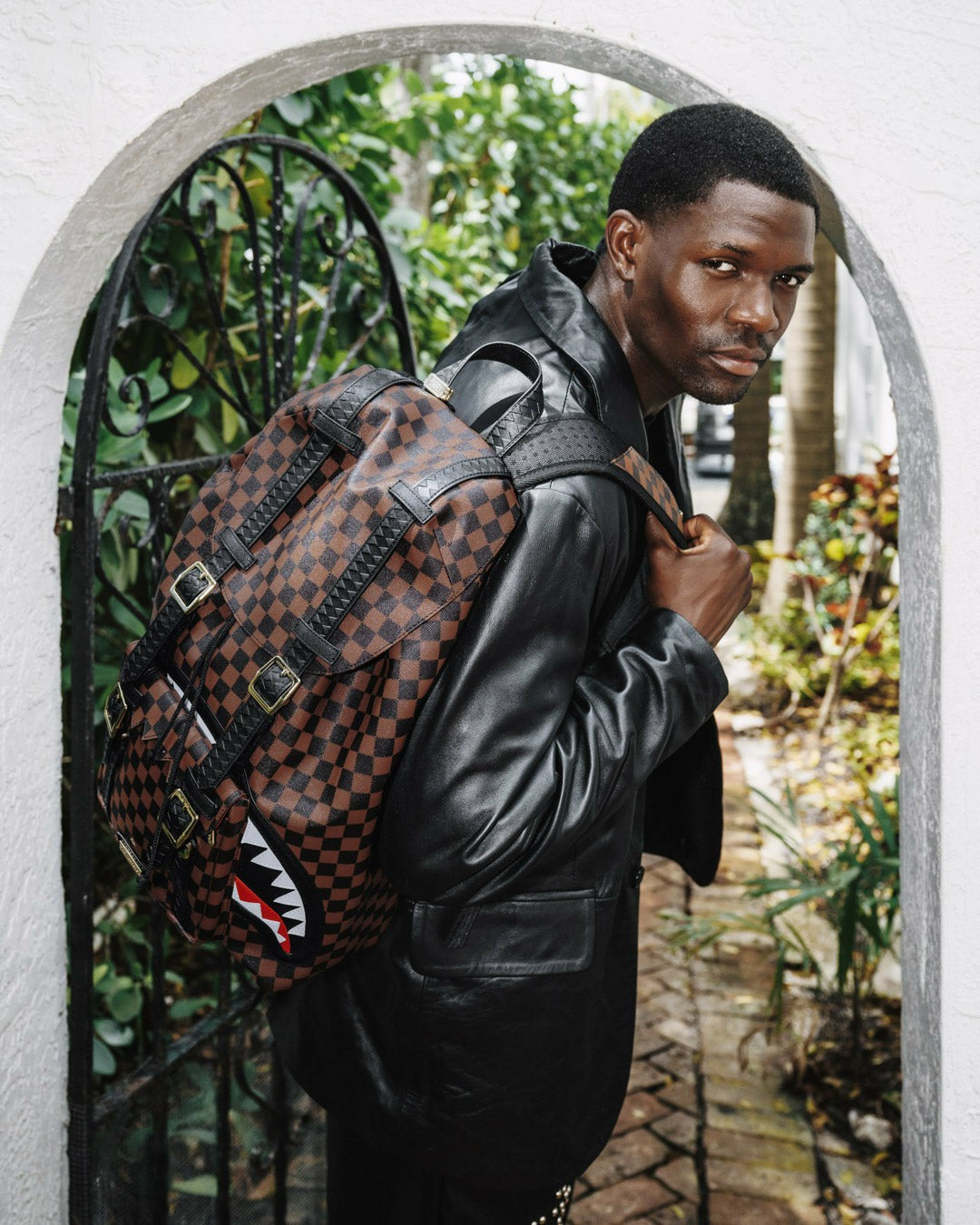 Sprayground SAWTOOTH SHARKS IN PARIS HILLS BACKPACK
