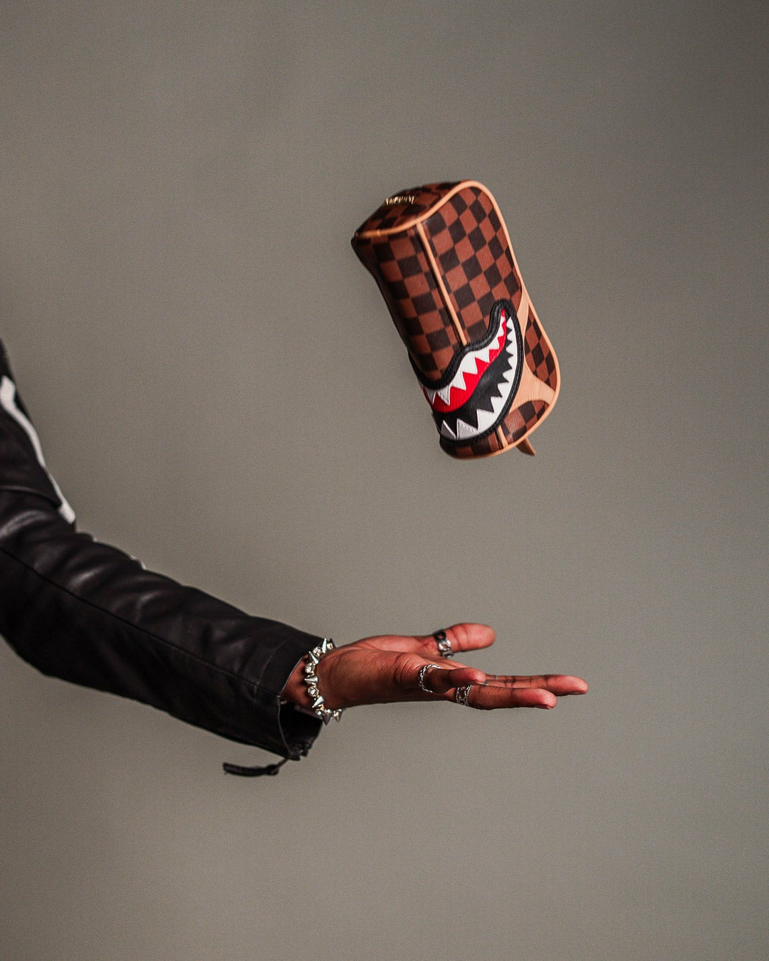 Sprayground HENNYVILLE POUCH