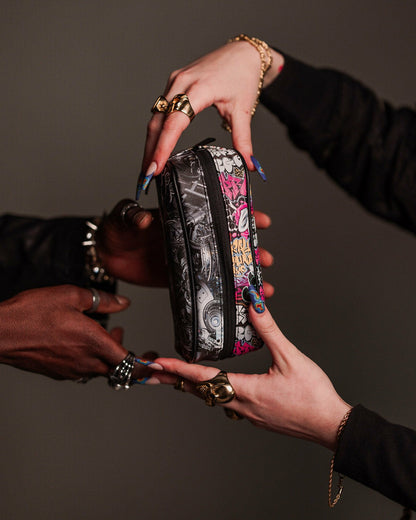 Sprayground NEW CITY ANDROID POUCH