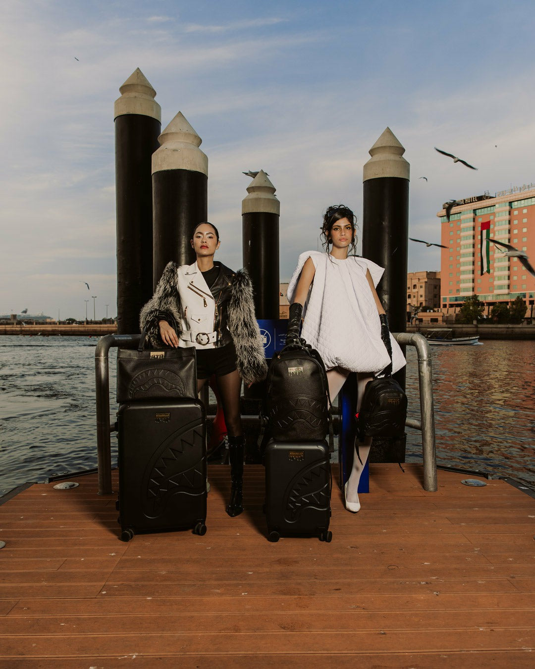 Sprayground GOLD BRICK DRIP CARRY-ON LUGGAGE
