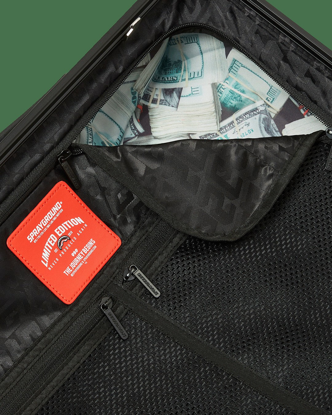 Sprayground SHARKS IN PARIS BLUR EFFECT CARRY-ON LUGGAGE