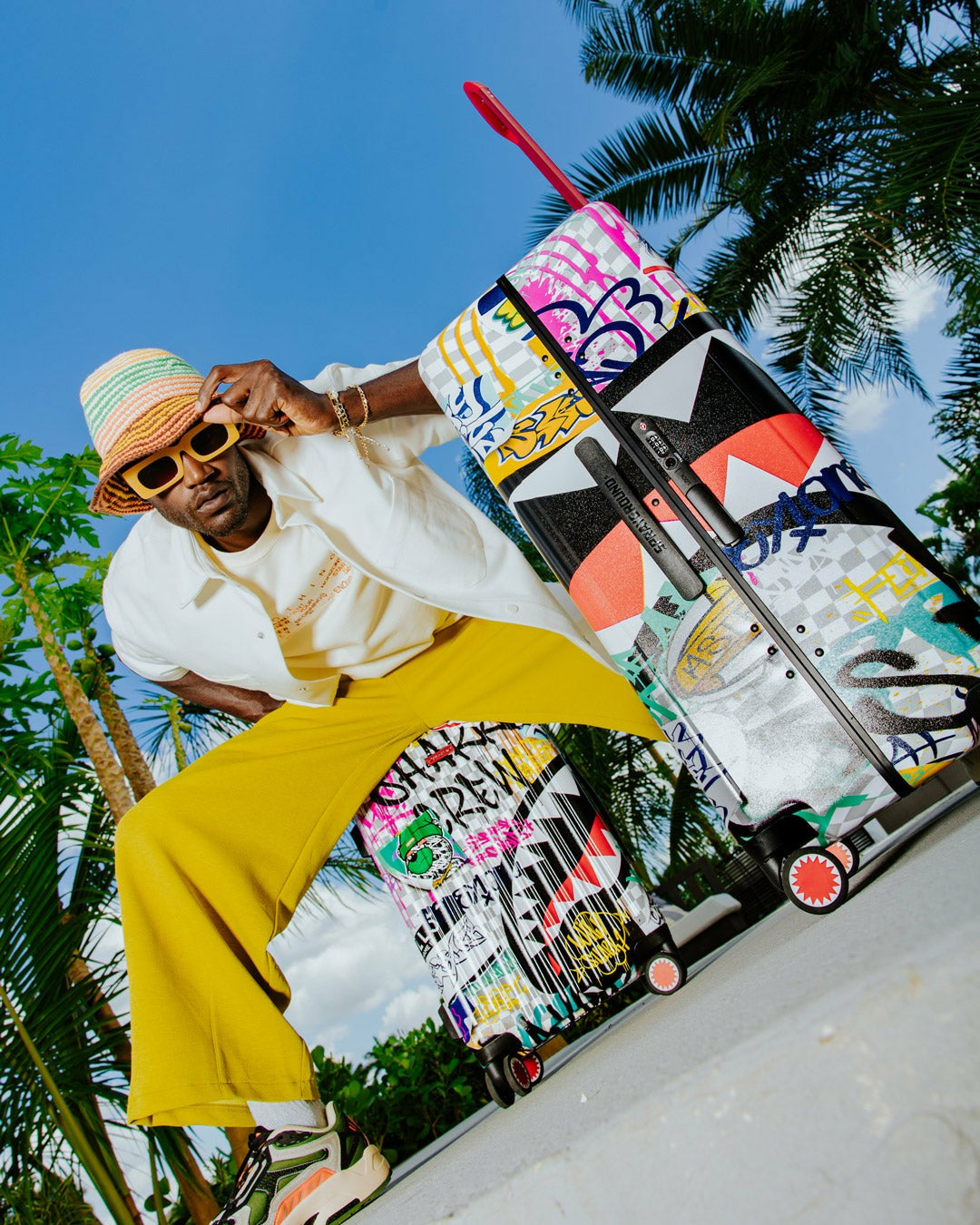 Sprayground CREATE ANOTHER DAY SHARKNAUTICS HARDSHELL CARRY-ON LUGGAGE