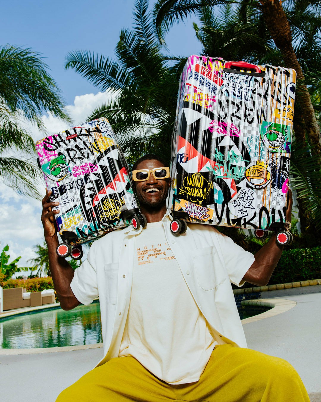 Sprayground CREATE ANOTHER DAY SHARKNAUTICS HARDSHELL CARRY-ON LUGGAGE