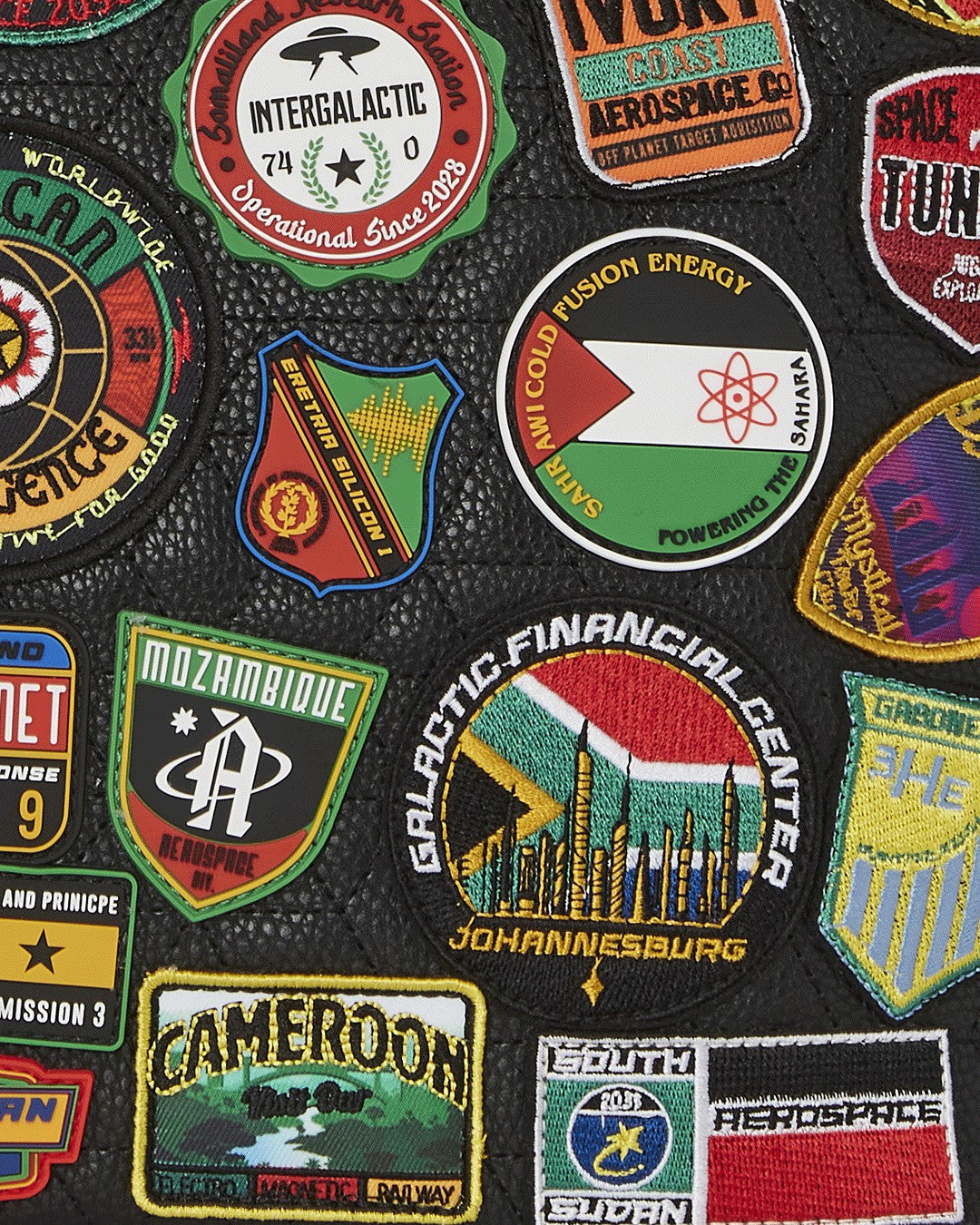 Sprayground A.I. THE 54 (PATCHES OF AFRICA) CARGO TOTE