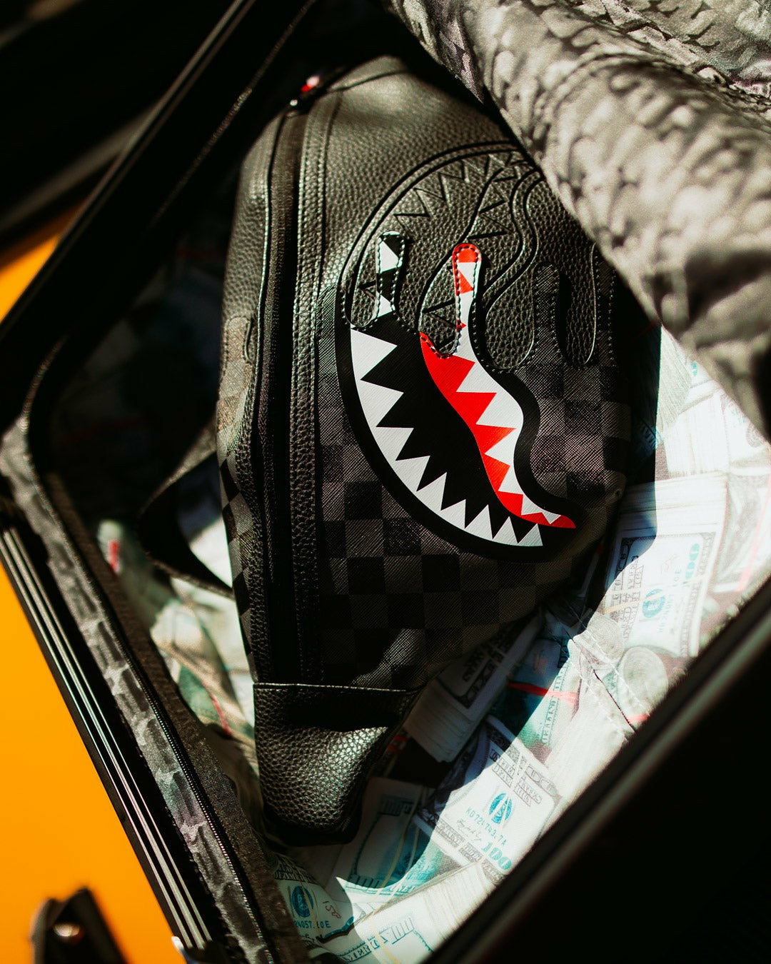 Sprayground SPEED SHARK SIDE SWIPE SAVVY CROSSBODY
