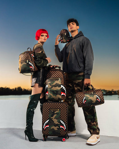 Sprayground EXTERIOR GOLD ZIP POCKET SHARKS IN PARIS BACKPACK SLING
