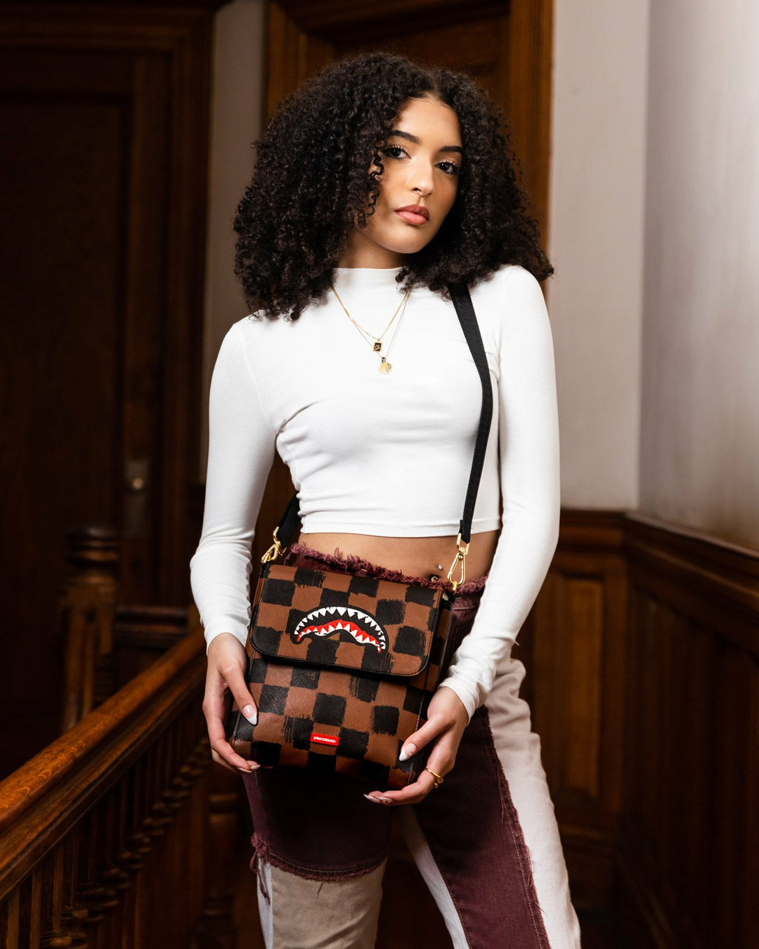 Sprayground SHARKS IN PARIS VANQUISH LARGE SLING CROSSBODY