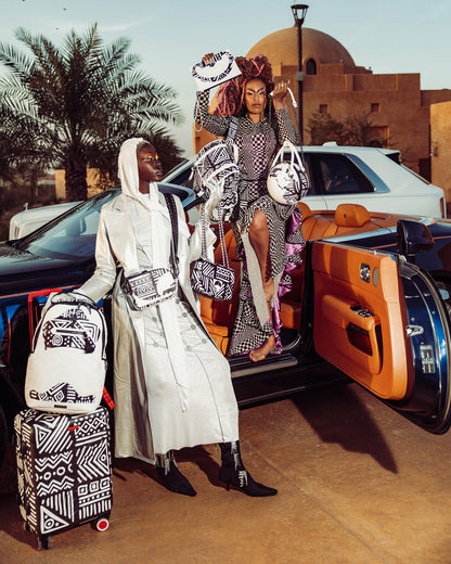 Sprayground A.I.8 AFRICAN INTELLIGENCE - ORIGIN STORY SHARKNAUTICS HARDSHELL CARRY