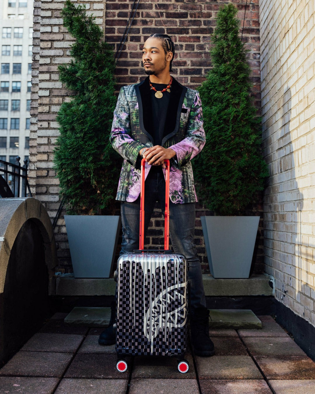 Sprayground CHATEAU GHOST SHARKNAUTICS HARDSHELL CARRY-ON LUGGAGE