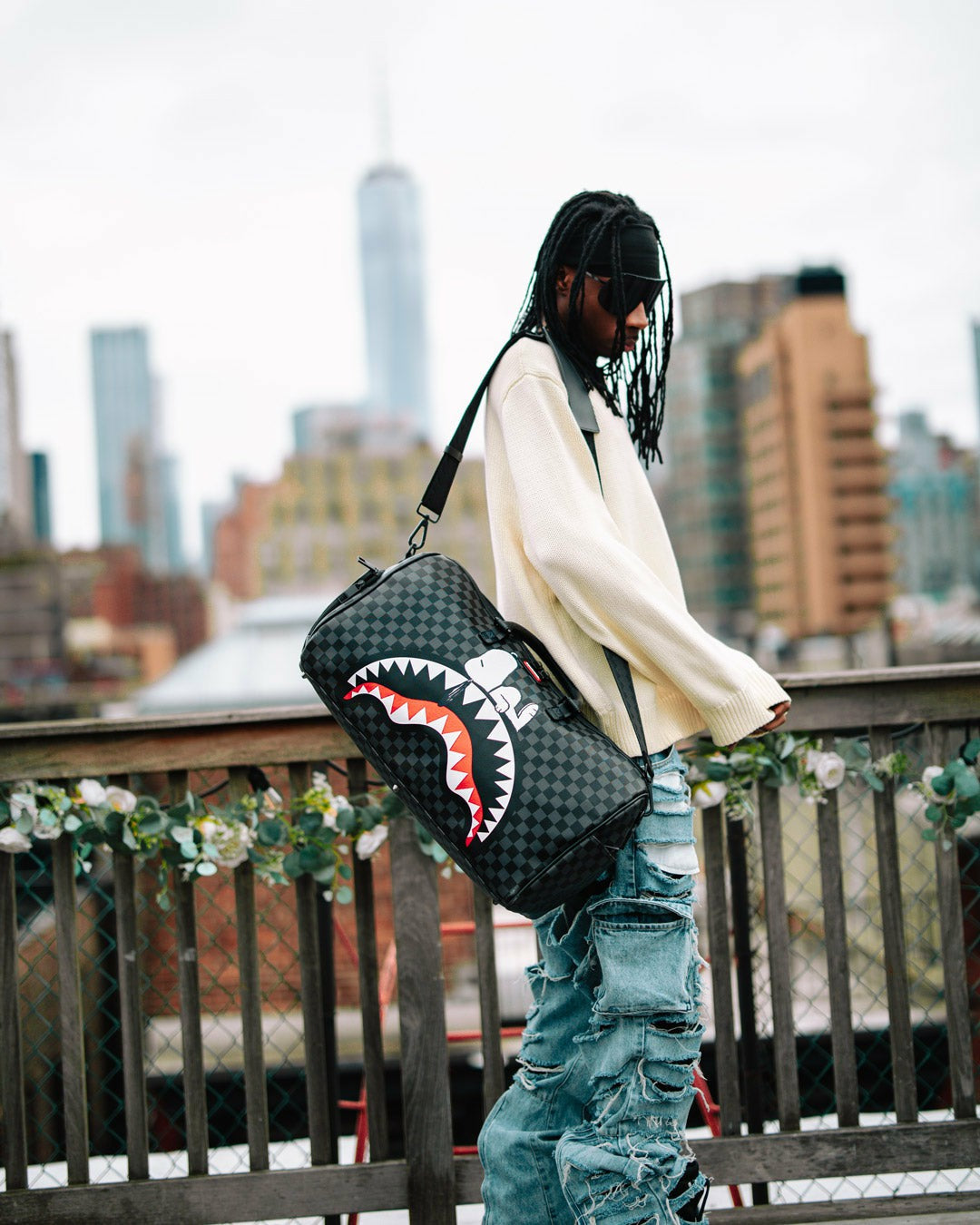 Sprayground SNOOPY DAY OFF DUFFLE