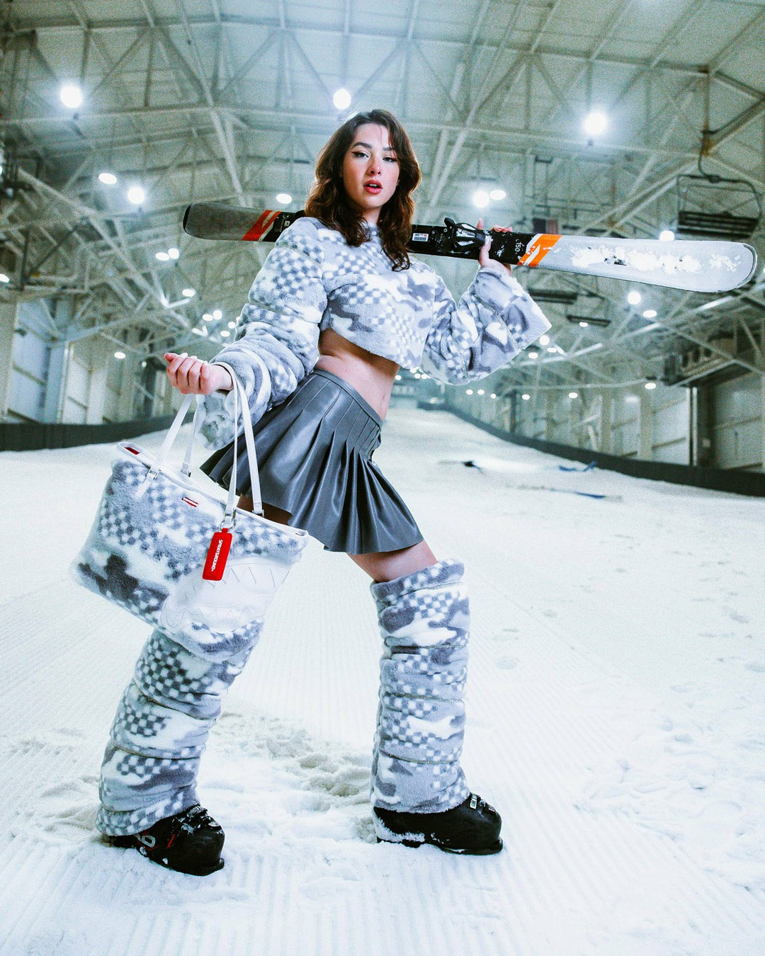 Sprayground 3AM PLUSH SWISS ALPS TOTE