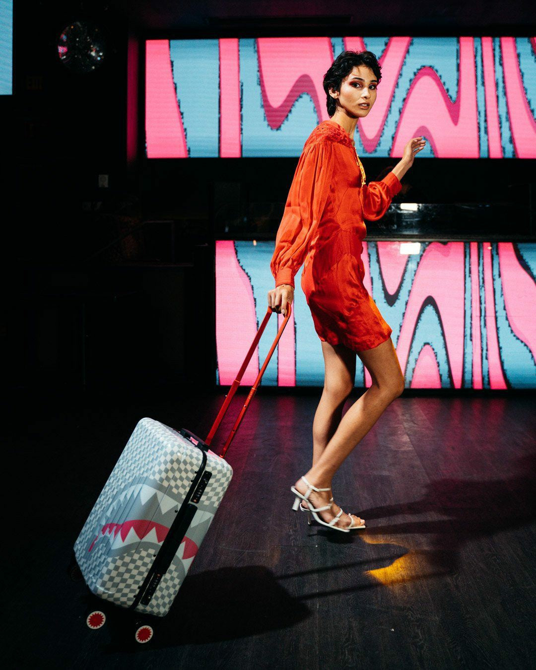 Sprayground ROSE ALL DAY LA PALAIS SHARKNAUTICS HARDSHELL CARRY-ON LUGGAGE