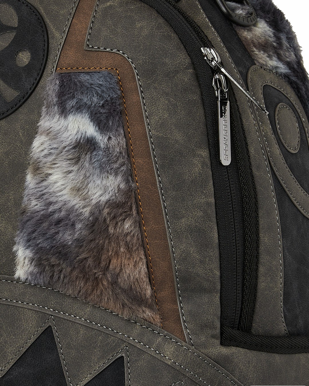 Sprayground FOUNDATION DAYS FUR COAT SHARK BACKPACK