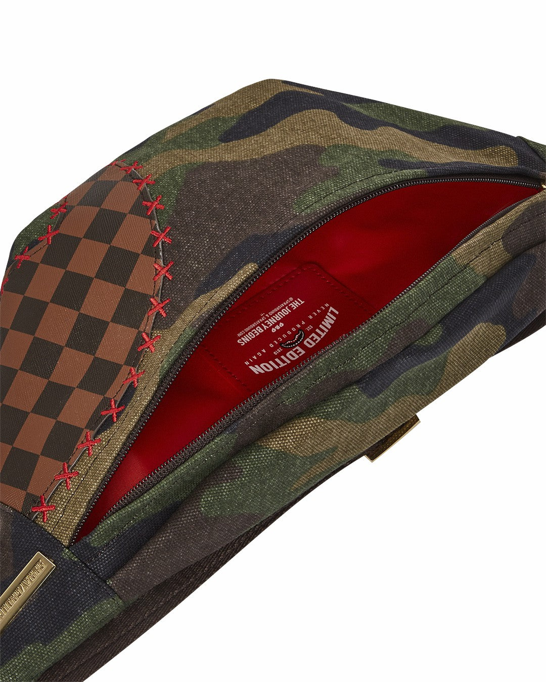 Sprayground THE PARADOXX SHARK SAVVY CROSSBODY