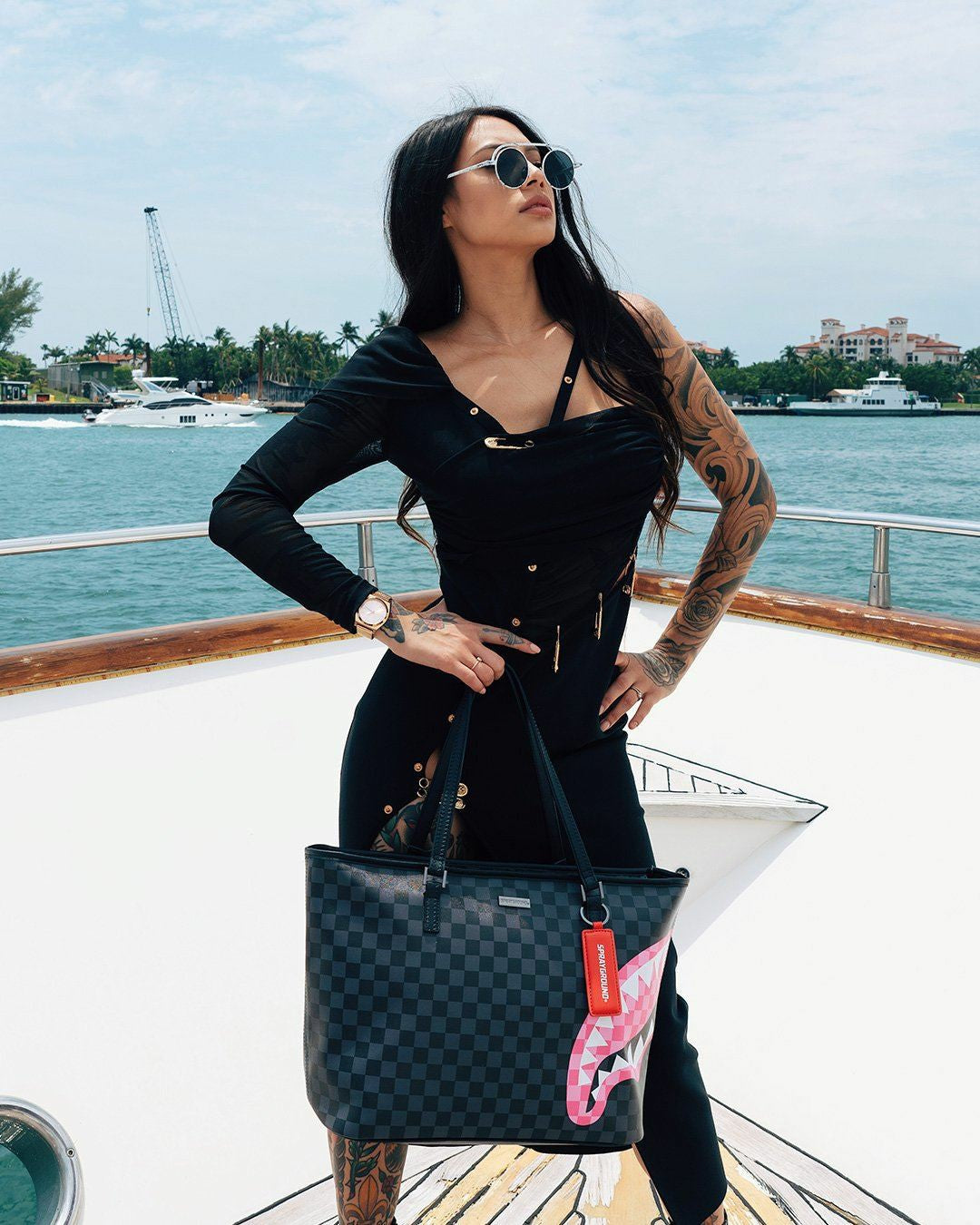 Sprayground SHARKS IN CANDY TOTE