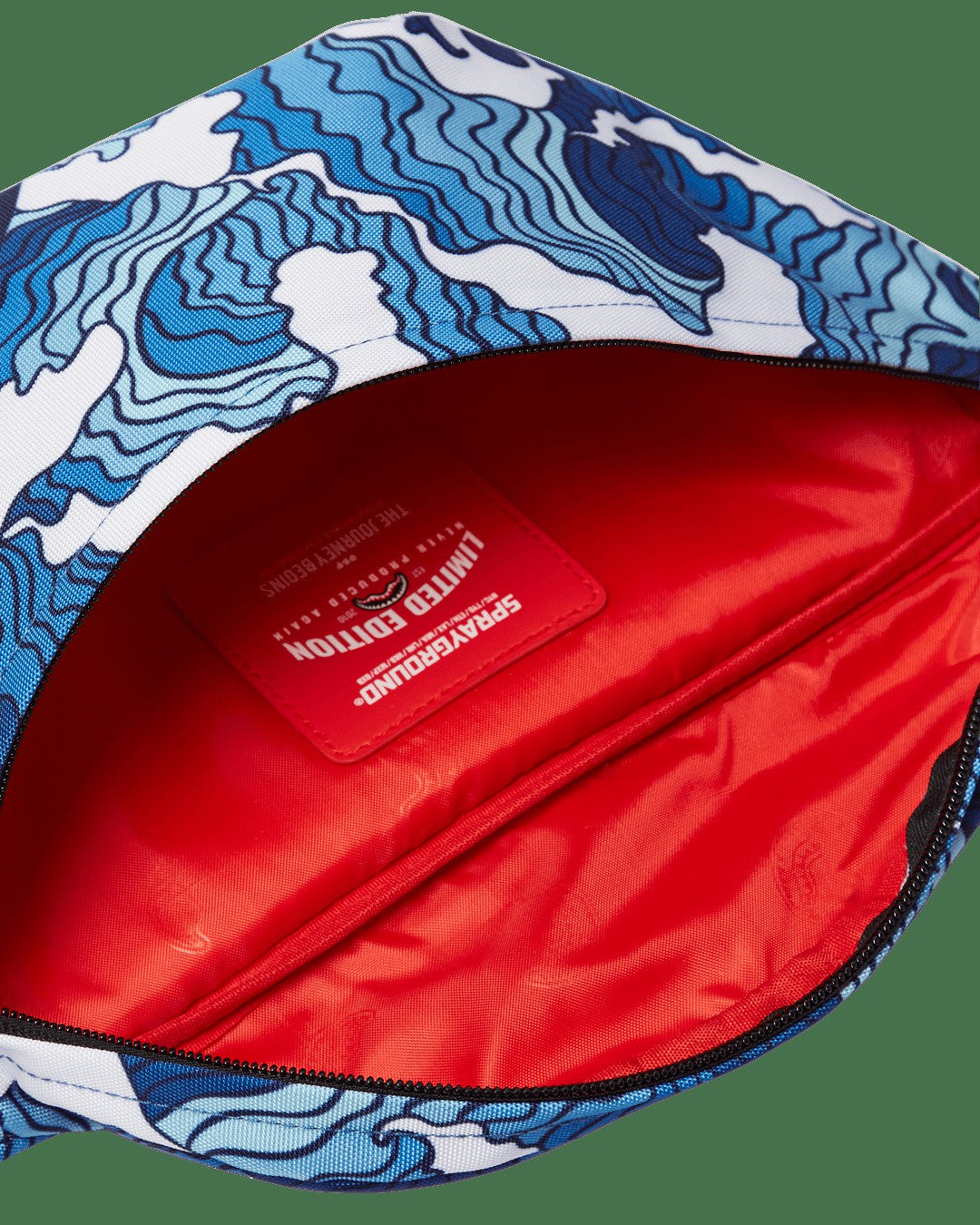 Sprayground SHARK WAVE SAVVY CROSSBODY