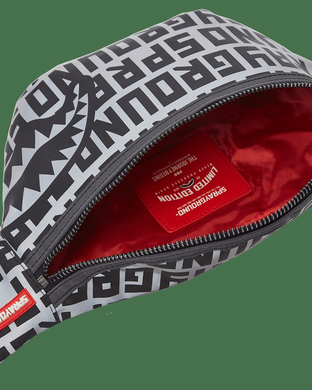 Sprayground INFINITI 3M SAVVY CROSSBODY