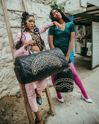 Sprayground NOIR QUILT GOLD CHAIN SHARK DUFFLE