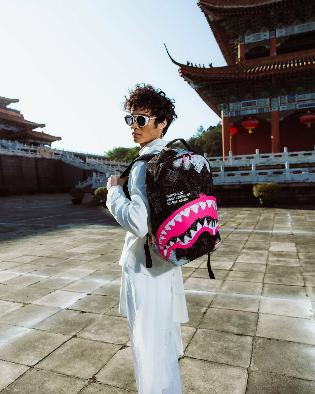 Sprayground SHARK CENTRAL ACRYLIC ART DLX COTTON BACKPACK